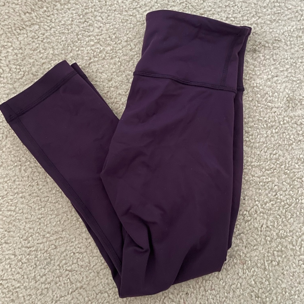 Purple Lululemon cropped leggings